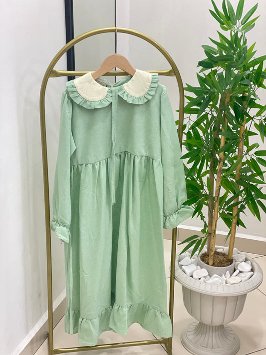 Kız çoçuk Su yeşili 1.kalite %100 organik müslin tam boy tesettür elbise