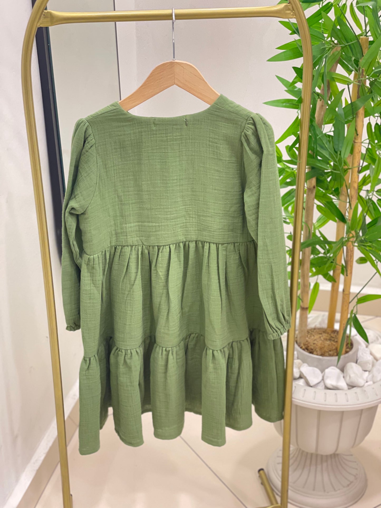 Kız çoçuk yeşil 1.Kalite %100 organik müslin tam boy kat kat tesettür elbise